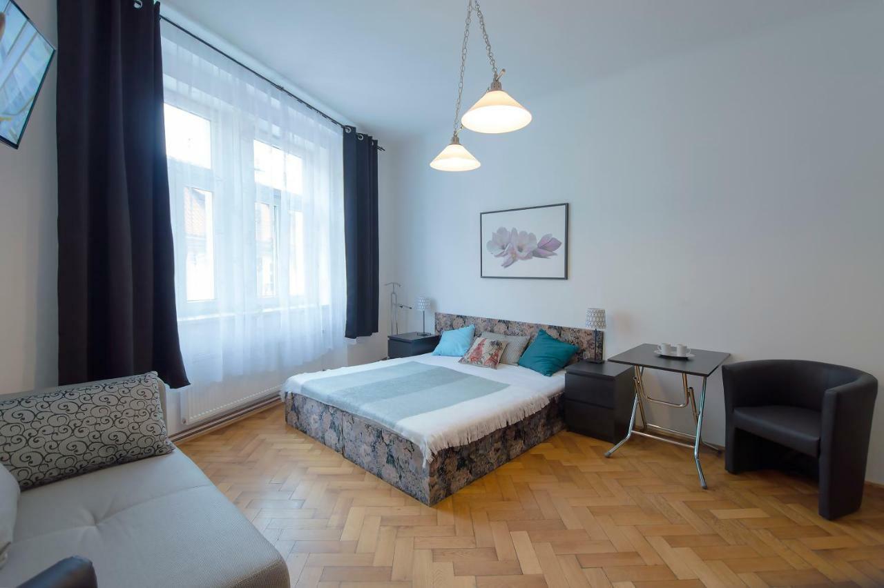 Modern Apartment Skolska 20 プラハ エクステリア 写真